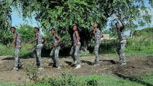 Mwana nuwa nyanda madebe ft gude gude song welelo official video 2020 dir ashoz tv 0764972310. Bhudagala Mwana Malonja Rhobi Official Video Youtube