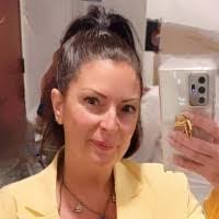 Melissa Vandever's Instagram, Twitter & Facebook