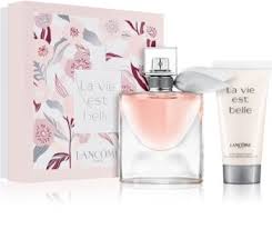 Découvrez le clip de la vie est belle, premier extrait du nouvel album de lorie pester. Lancome La Vie Est Belle Gift Set For Women Notino Co Uk