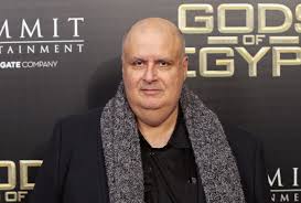 En effet, le délire d'alex proyas vient de. Gods Of Egypt Le Realisateur Alex Proyas Tres En Colere Contre La Critique