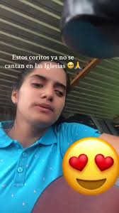 Dania y Yohanna: Reviviendo Coritos Olvidados en Vivo