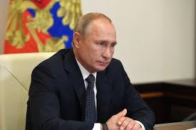 Президент россии владимир путин объявил нерабочими четыре дня между майскими праздниками, таким образом выходные в этом году продлятся с 1 по 10 мая. Vladimir Putin Podpisal Ukaz O Vyhodnyh Dnyah S 1 Po 10 Maya Vechernyaya Moskva