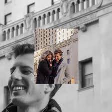 City vibes, love, and a little bit of Toronto magic. #toronto  #ontariophotographer #niagaraphotography @unscriptedposingapp