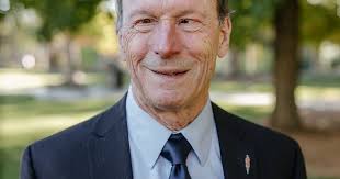 Whitworth Alumni Invest in the Future with Endowed Professorships in the  School of Business