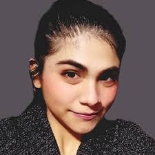 Pamela Suarez's Instagram, Twitter & Facebook