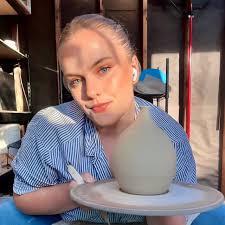 Kelsey Main (@thefledgingpotter) • Instagram photos and videos