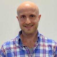 700+ profilů „Devery“