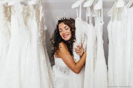 Maybe you would like to learn more about one of these? Das Perfekte Brautkleid Fur 2021 Hochzeitskleid Boho Braut Brautkleider Romantisch
