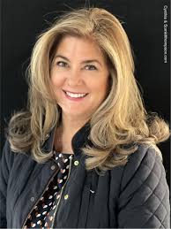 Cynthia is absolutely beautiful. I renewed her highlights and added dark  honey accents. The cascading layers and shoulder length compliments her  perfectly. And the smooth finish and volume give her hair dimension.