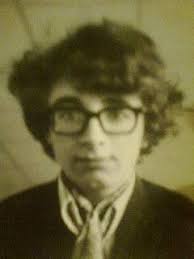 This picture taken at Kirkstall Abbey is thought to be one of the first  ever selfies taken 😲.