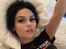 KL Immigration chief says 'Pretty Girl' singer Maggie Lindemann nabbed for  performing without permit