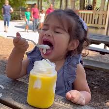 cropped_1X1_(x, y)_(0, 256)_width_720px_height_721px_Family Video 1 (1)  (1).mov