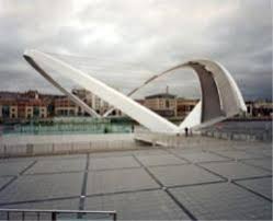 It is essentially two graceful curves, one forming the deck and the other supporting it, spanning between. Gateshead Millennium Bridge Design Gateshead Council