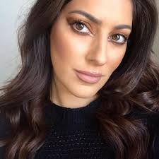 Laura Rose Melbourne Life Love Travel Instagram Photos And Videos Olive Skin Hazel Eyes Wavy Hair