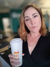 I LOVEEE my cup 😍 but shh 🤫 it's not Dunkin it in right now 🤭