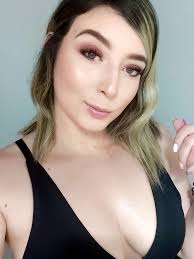 Jessica Collazos "Queenofhearths"