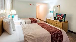 Get Direction To Red Roof Inn El Paso West One Of The Best Rate University Of Texas El Paso Hotels A Preferred Hotels Near El Paso Hotel Hotel Hotel Amenities