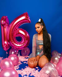 Including birthday photoshoot ideas, cake smash photo ideas, baby birthday photos, baby birthday photo ideas, birthday photo ideas fun birthday photoshoot ideas for party invitations, photo books, or social media posts. 34th Birthday Photoshoot Ideas In 2021 Cute Birthday Pictures Birthday Photoshoot Birthday Girl Pictures