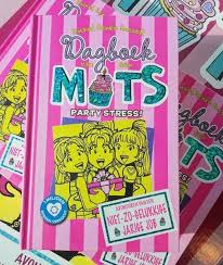 Vanaf Morgen Overal Verkrijgbaar Partystress Deel 13 In De Populaire Meidenserie Dagboek Van Een Muts Dork Diaries Bookstagram Dork