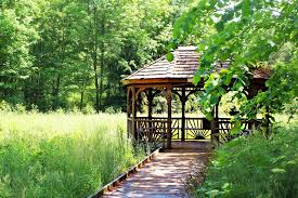 Asbury Woods Nature Center Erie Pa Photography By Lori Garske Http Www Flickr Com Photos Lori G Park Trails National Parks Presque Isle