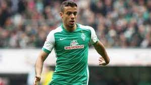 With a revierderby trip to borussia dortmund just around the corner, schalke's franco di santo could not have picked a better time to end a goalless run dating back to march 2016. Franco Di Santo Transfer Heimat Wechsel Statt Werder Bremen News