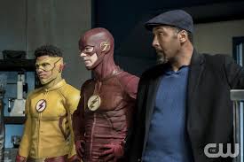 New Flash Season 4 Photos Tease A Major Change The Flash Season 3 The Flash Season Flash Season 4
