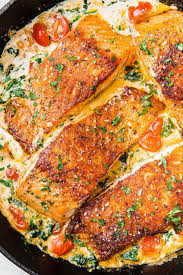 40 Romantic Valentine S Day Recipes That Ll Set The Mood Seafood Recipes Salmon Recipes Salmon Dishes