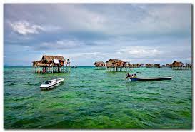 Ahmad, a juvenile delinquent, is released from his time in a boy's home. Rumahku Syurgaku