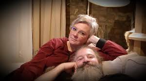 Schrijft boeken, geeft lezingen en maakt mooie, eerlijke televisieprogramma's zoals in godsnaam Annemie Struyf Ook Raf En Birgit Kijken Vandaag In Facebook