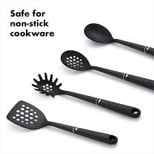 The core is made from stainless steel making it more durable and sturdy to use. Amazon Com Oxo Good Grips 4 Piece Nylon Tool Set Cooking Spoons Home Kitchen