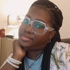 Character Analysis: Curtis and Lauren's Similarities to Larry