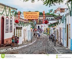 Otra copa para no sentir dolor. Eine Kopfsteinstrasse In Der Unesco Welterbestatte Von Goias Redaktionelles Stockfoto Bild Von Cobble Abend 35636803