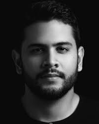 Background Woman Black And White Portrait Photography Black And White Low Key And High Contrast Portrait With Rembrandt Lighting And Black Background Portrait Portrait Photography Women Black And White Portraits