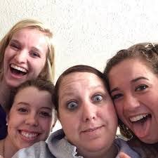 Leslie Mccurry's Instagram, Twitter & Facebook