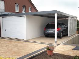 Die carport garage kombination hat gegenüber der voll verschlossenen garage nicht nur somit hat der besitzer einer carport garage kombination die vorteile, dass er trocken in sein fahrzeug. Reihencarports Carceffo Moderne Carports Garagen