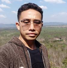 Pheng Lor updated his profile picture.