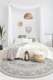 This allows you to have room to step comfortably onto the rug from your bed as well. What Is The Best Size Rug For Under A Queen Bed 10 Ideas