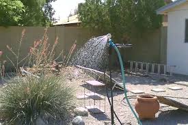 Solar Hot Water Shower Diy Solar Shower Using Black Poly Water Heater Garden Shower Solar Shower Solar Garden