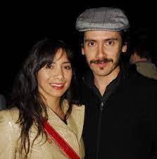 Sigue los links que te dejamos más abajo para verla. La Conocida Actriz Nacional Que Es El Verdadero Amor De Protagonista De Teleserie De Canal 13 El Naveghable Cl Noticias De Valdivia Y Los Rios