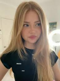 Foto Das Meninas Loira