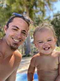 same day. same spot. i love u, Oregon.