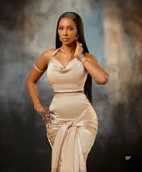 The best reminder that I can achieve anything I set my mind to💕This  outfit. Feeling powerful and ready to take