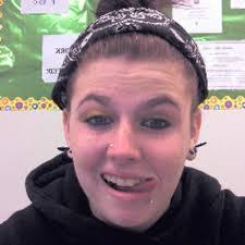 Caroline Specht's Instagram, Twitter & Facebook