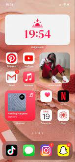 red aesthetic homescreen with ios 14 homescreen iphone homescreen iphone wallpaper app