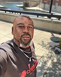 DJ BEAZY (@djbeazy24) • Instagram photos and videos