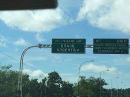 Hoje o brasil e argentina não tem qualquer sentimento de inimizade, muito pelo contrário nós somos parceiros comerciais e praticamente os braço esquerdo e. Tripadvisor Placa Da Fronteira Entre Brasil E Argentina ØµÙˆØ±Ø© Ponte Tancredo Neves ÙÙˆØ² Ø¯Ùˆ Ø¥ÙŠØ¬ÙˆØ§Ø³Ùˆ