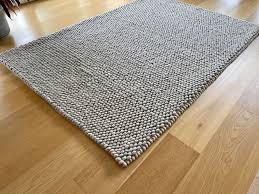 Der hay peas teppich steht in vier farben und fünf größen zur verfügung. Hay Peas Teppich Soft Grey 140x200 Cm Comprare Su Ricardo