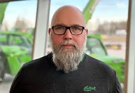 Jonas blir en del av eftermarknaden på Hüllert Maskin • Hüllert