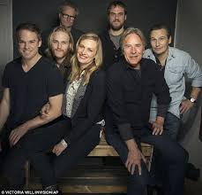 Goldie hawn and kurt russell 's youngest son, actor wyatt russell, is getting married in the family's favorite spot this weekend, page six is told. Kurt Russell And Goldie Hawn S Son Wyatt Bears Striking Resemblance To Famous Parents Daily Mail Online