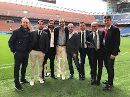 Io penso che stefano pioli abbia fatto già abbastanza al milan. Renzo Renzo Pau Twitter
